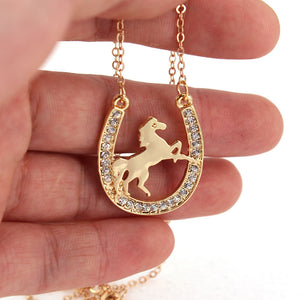 New Horseshoe Pendant Necklace